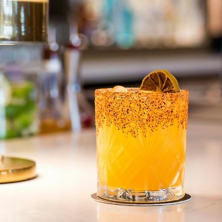 Westchester Marriott Tarrytown Ngoại thất bức ảnh